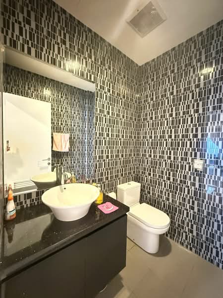 ★ Serangoon Garden Estate ★ Lovingly Maintained Semi-Detached ★ Semi-Detached House For Sale at S$ 8,800,000 | PropertyGuru Singapore