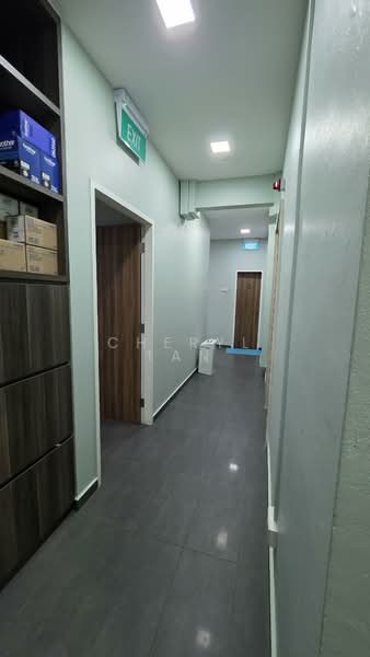 Near Botanic Gardens, , 1,679 sqft, Other Retail For Sale, by Cheryl Tan, 500086401 - Corridor - CommercialGuru.com.sg