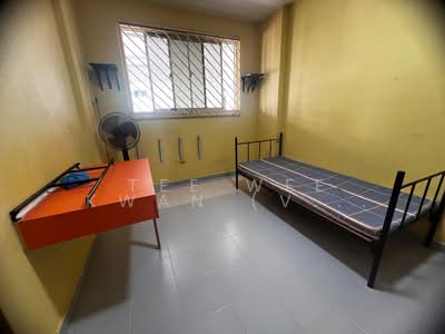 For Rent - 814 Jurong West Street 81