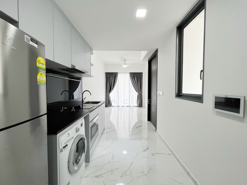 The Gazania, 17 How Sun Drive, 1 Bedroom, 463 sqft, Condominium For Rent, by Sanche Jagatheesan, 500086411 - PropertyGuru.com.sg