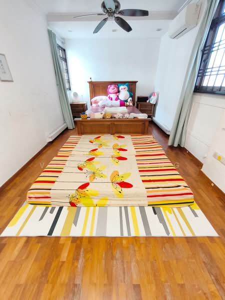 675B Jurong West Street 64 HDB Flat For Sale at S$ 648,888 | PropertyGuru Singapore - Bedroom