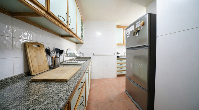 Seletaris, 501 Sembawang Road, 3 Bedrooms, 1,389 sqft, Condominium For Rent, by Carolyn Lim, 500086440 - Kitchen - PropertyGuru.com.sg