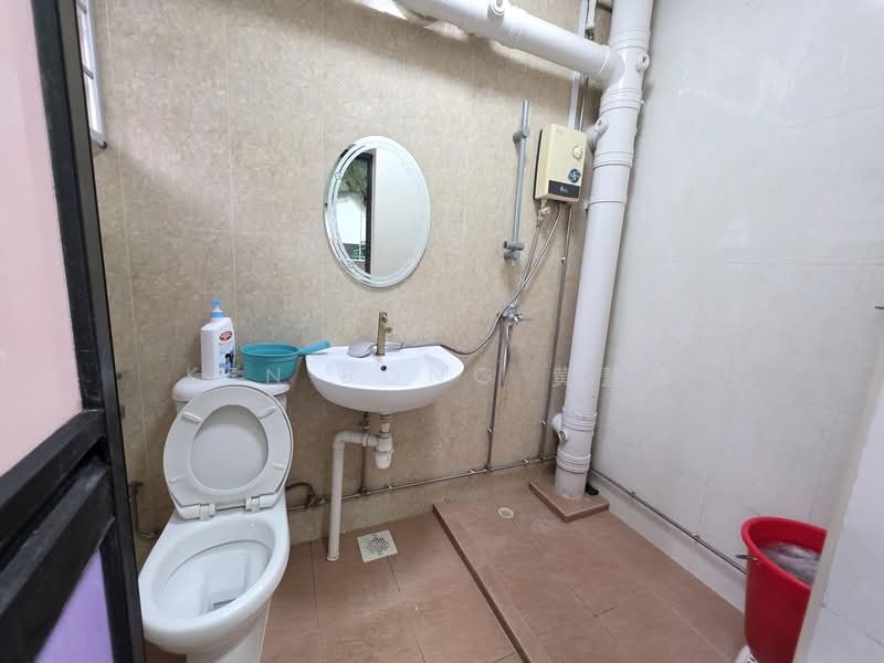 704 Choa Chu Kang Street 53 HDB Flat For Sale at S$ 558,000 | PropertyGuru Singapore