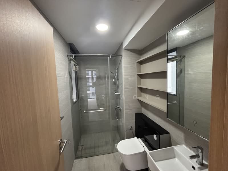 Parc Life, 25 Sembawang Crescent, 3 Bedrooms, 1,066 sqft, Executive Condominium For Rent, by Peter Wong, 500086465 - Bathroom - PropertyGuru.com.sg