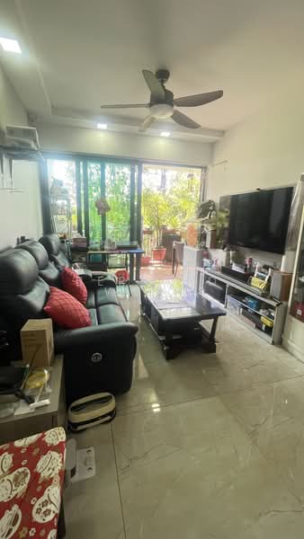 Kingsford Waterbay Condominium For Sale at S$ 1,600,000 | PropertyGuru Singapore - Living Room