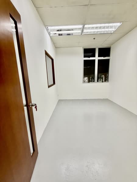 Paya Ubi Industrial Park, 51 Ubi Avenue 1, 7,211 sqft, Light Industrial (B1) For Rent, by Shawn Thayalan, 500086467 - CommercialGuru.com.sg
