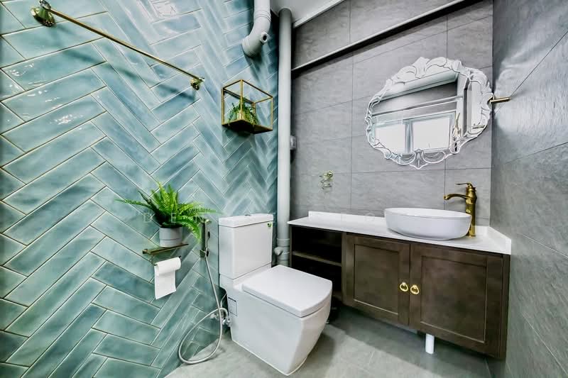 122 Potong Pasir Avenue 1, 122 Potong Pasir Avenue 1, 3 Bedrooms, 1,452 sqft, HDB Flat For Rent, by Denise Seow, 500086470 - Bathroom - PropertyGuru.com.sg