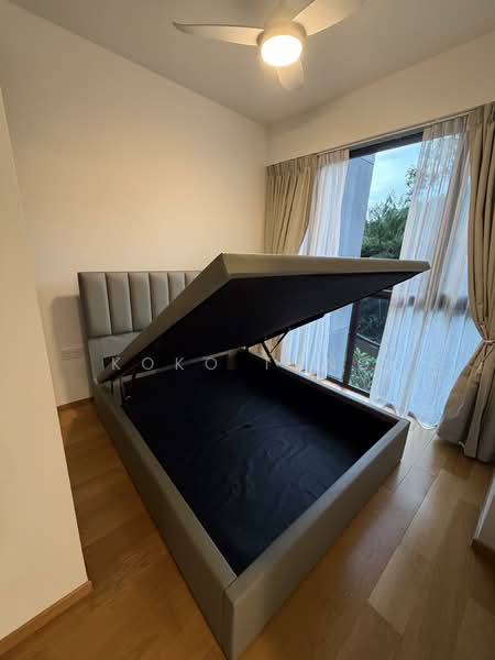 Grandeur Park Residences, 7 Bedok South Avenue 3, 2 Bedrooms, 560 sqft, Condominium For Rent, by Koko Tong, 500086475 - Storage bed frame - PropertyGuru.com.sg