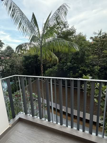 Grandeur Park Residences, 7 Bedok South Avenue 3, 2 Bedrooms, 560 sqft, Condominium For Rent, by Koko Tong, 500086475 - Balcony left view - PropertyGuru.com.sg