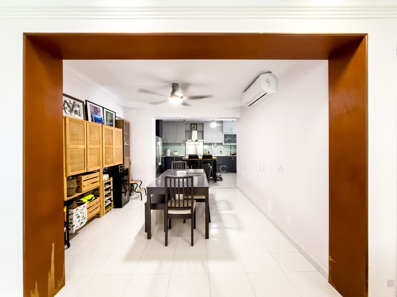 486 Pasir Ris Drive 4 HDB Flat For Sale at S$ 708,000 | PropertyGuru Singapore - Dining Room