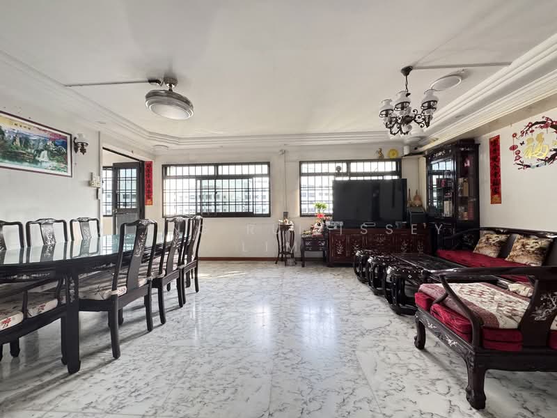 For Sale - 730 Tampines Street 71