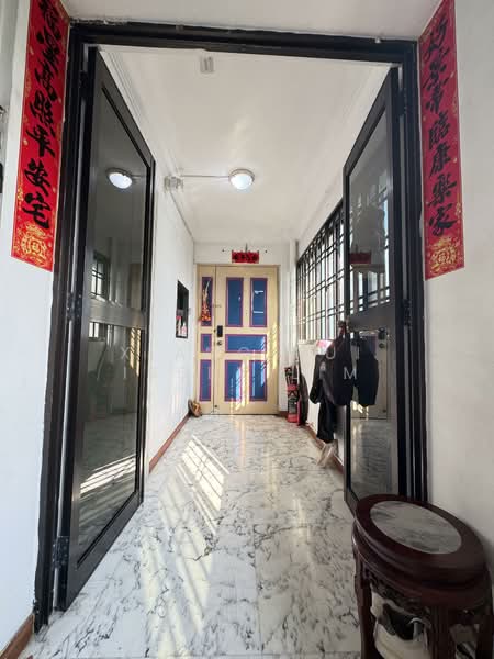 730 Tampines Street 71 HDB Flat For Sale at S$ 950,000 | PropertyGuru Singapore - Entrance