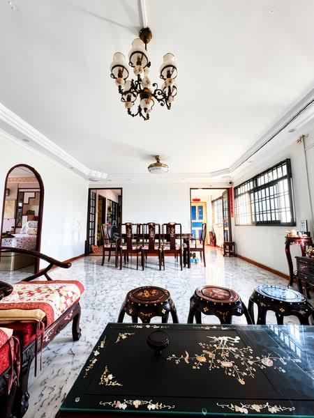 730 Tampines Street 71, 730 Tampines Street 71, 4 Bedrooms, 1,335 sqft, HDB Flat For Sale, by Xiang Rui Issey Lim, 500086481 - Living Room - PropertyGuru.com.sg