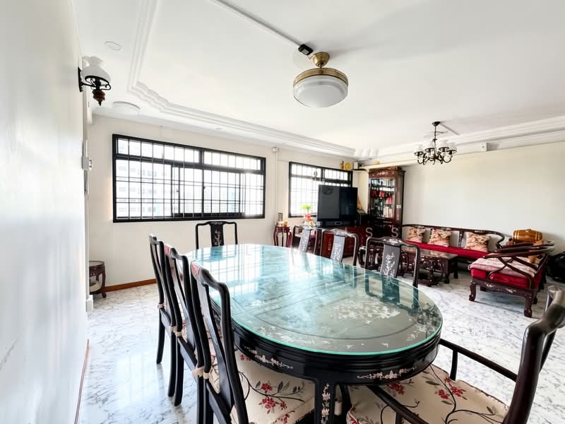730 Tampines Street 71, 730 Tampines Street 71, 4 Bedrooms, 1,335 sqft, HDB Flat For Sale, by Xiang Rui Issey Lim, 500086481 - Dining Room - PropertyGuru.com.sg