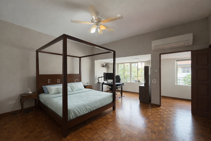 2-Sty terrace along Pasir Ris Terrace, under $1,000 psf Terraced House For Sale at S$ 2,350,000 | PropertyGuru Singapore - Bedroom