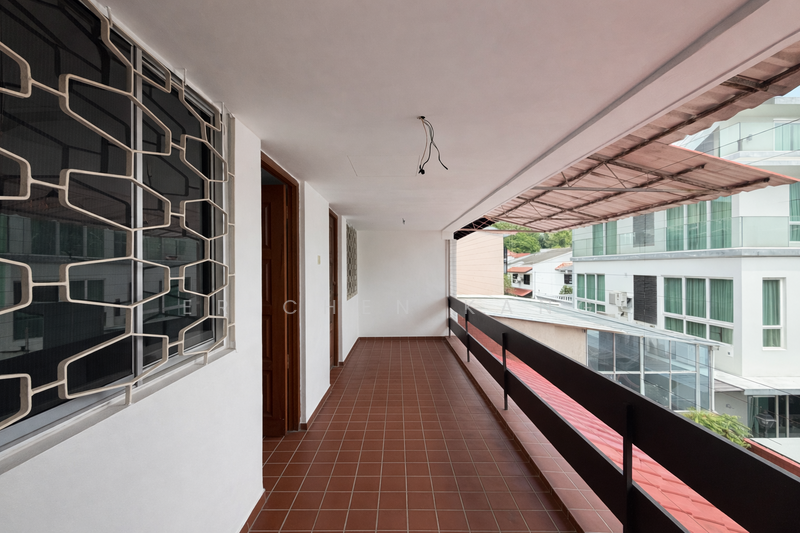 2-Sty terrace along Pasir Ris Terrace, under $1,000 psf Terraced House For Sale at S$ 2,350,000 | PropertyGuru Singapore - Balcony