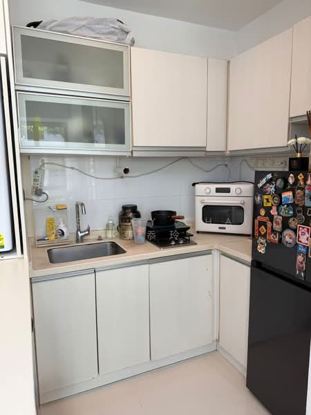 Robertson Edge Apartment For Sale at S$ 948,000 | PropertyGuru Singapore - Kitchen