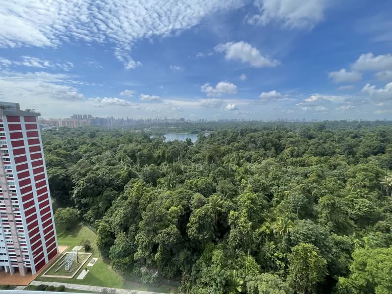 Lakeview Estate Apartment For Sale at S$ 2,000,000 | PropertyGuru Singapore - Balcony View