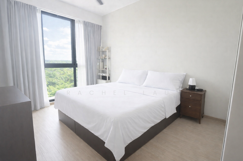 iNz Residence Condominium For Sale at S$ 1,759,000 | PropertyGuru Singapore - Bedroom