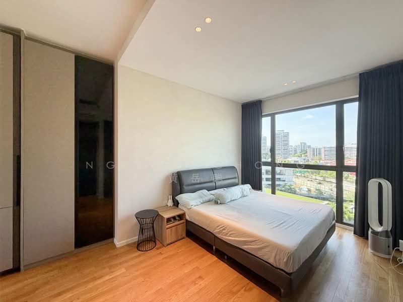 Clavon Condominium For Sale at S$ 3,500,000 | PropertyGuru Singapore - Bedroom