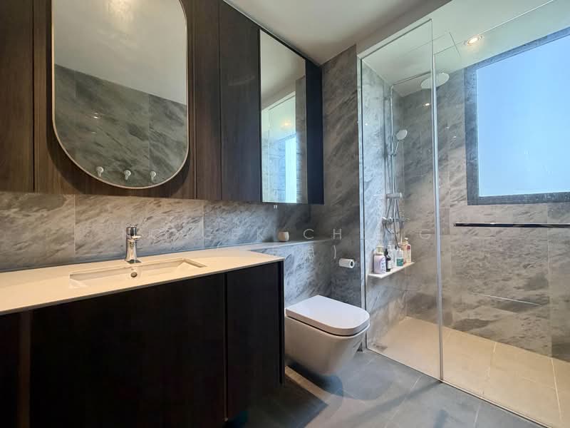 Clavon Condominium For Sale at S$ 3,500,000 | PropertyGuru Singapore - Bathroom