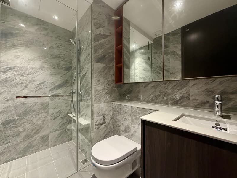 Clavon Condominium For Sale at S$ 3,500,000 | PropertyGuru Singapore - Bathroom