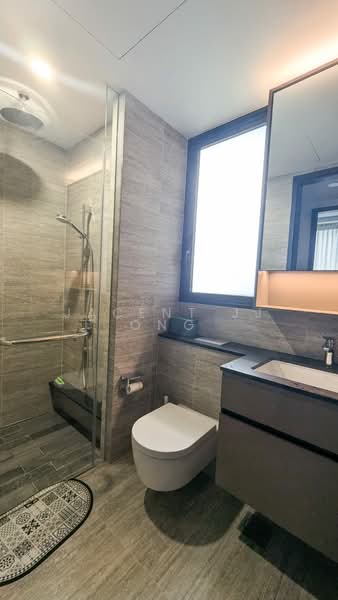 The Commodore Condominium For Sale at S$ 1,339,900 | PropertyGuru Singapore - Bathroom