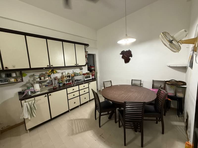 Frankel avenue Semi-Detached House For Sale at S$ 9,800,000 | PropertyGuru Singapore - Kitchen