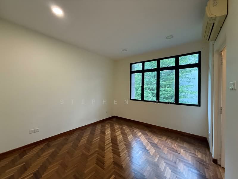 Charlton/ Kovan Walk-up Apartment For Sale at S$ 1,500,003 | PropertyGuru Singapore - Interior
