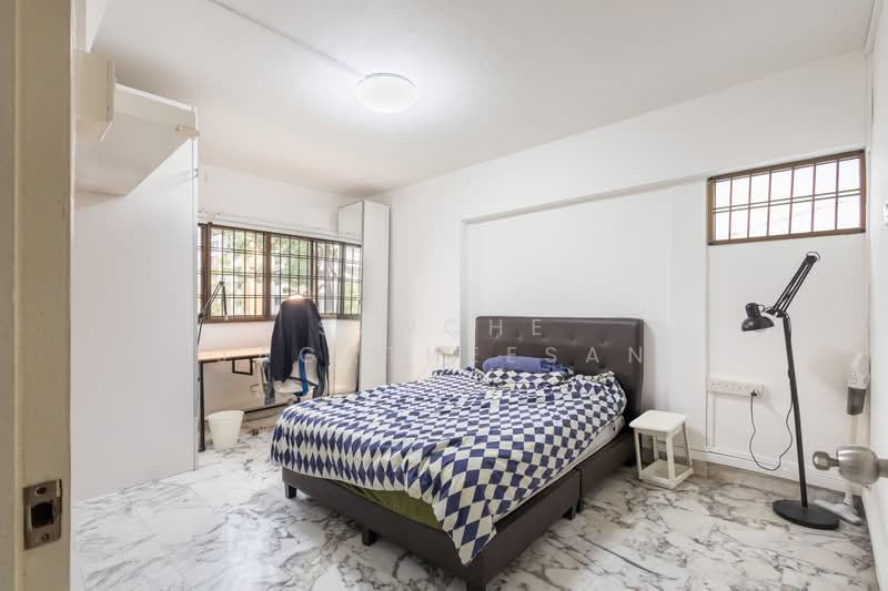 67 Telok Blangah Drive HDB Flat For Sale at S$ 820,000 | PropertyGuru Singapore - Bedroom