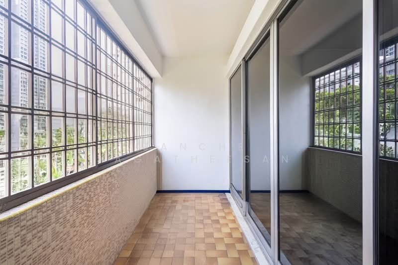 67 Telok Blangah Drive HDB Flat For Sale at S$ 820,000 | PropertyGuru Singapore - Balcony