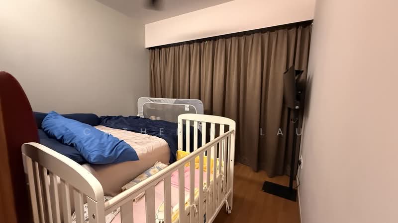 620A Tampines Street 61 HDB Flat For Sale at S$ 848,000 | PropertyGuru Singapore - Bedroom