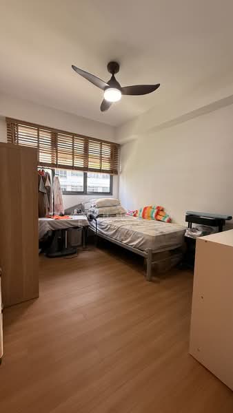 620A Tampines Street 61 HDB Flat For Sale at S$ 848,000 | PropertyGuru Singapore - Bedroom