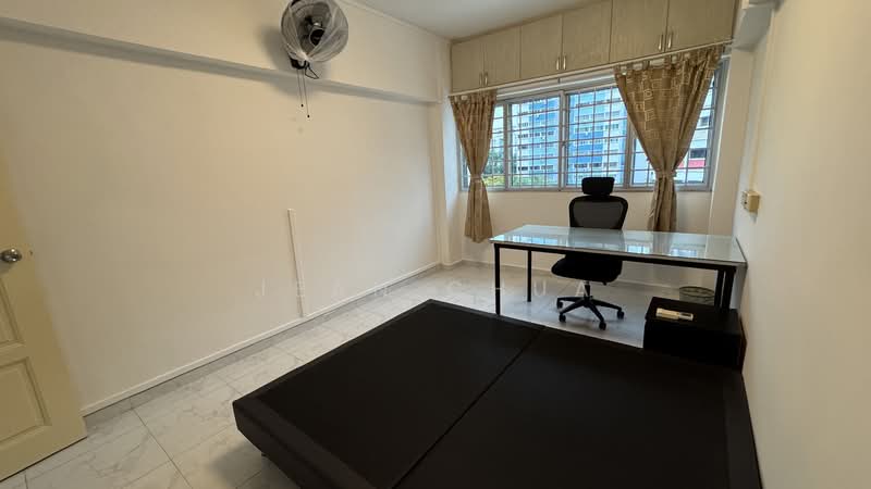 106 Bukit Batok Central, 106 Bukit Batok Central, 3 Bedrooms, 1,119 sqft, HDB Flat For Rent, by Jean Chua, 500086548 - Bedroom - PropertyGuru.com.sg