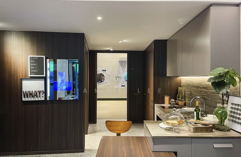 One Pearl Bank Condominium For Sale at S$ 1,450,000 | PropertyGuru Singapore - Kitchen