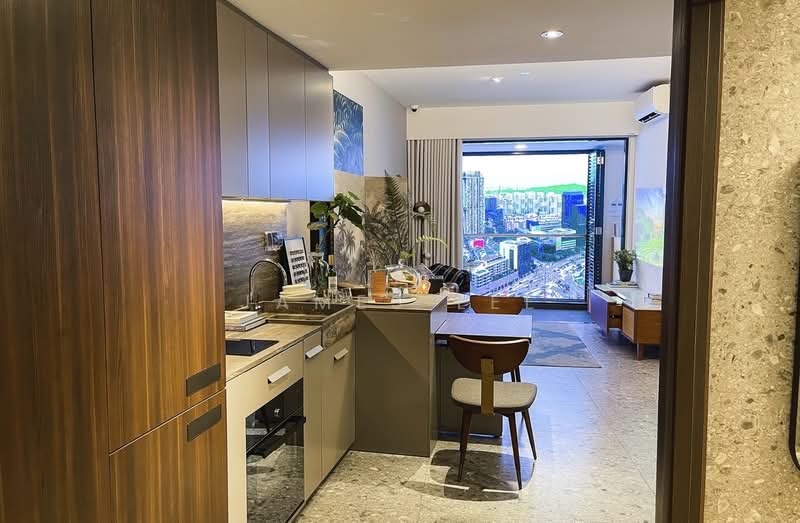 One Pearl Bank Condominium For Sale at S$ 1,450,000 | PropertyGuru Singapore - Kitchen