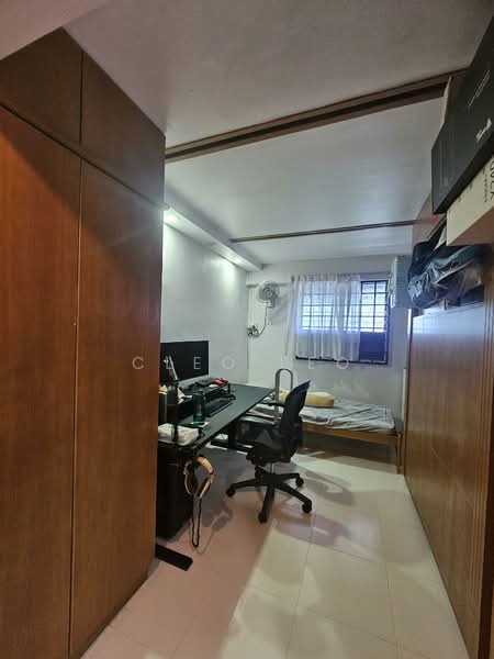 624 Ang Mo Kio Avenue 4 HDB Flat For Sale at S$ 485,000 | PropertyGuru Singapore - Common Bedroom 