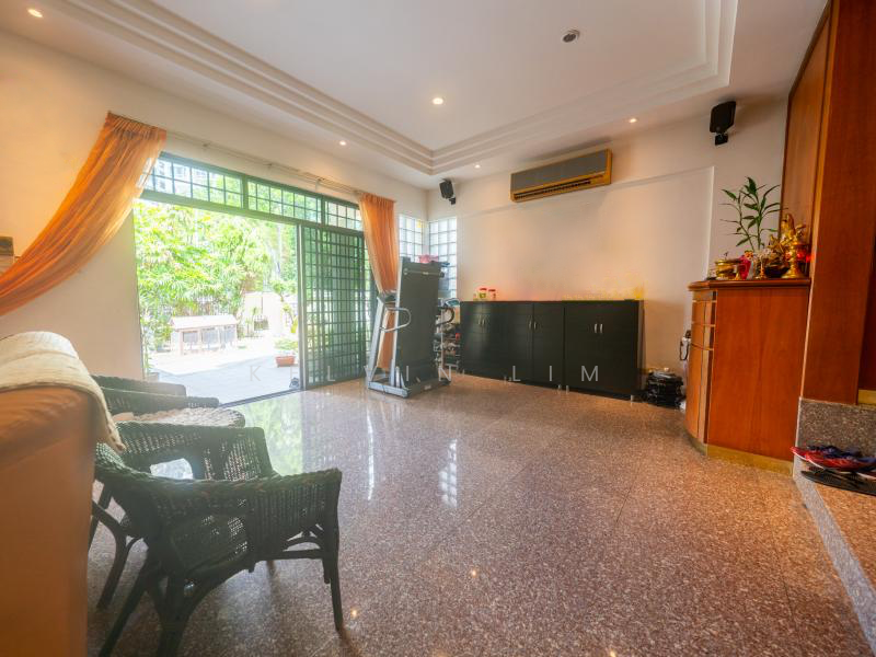 ✅ Best value! Semi-Detached @ Meyer. 🌟Bungalow zone🌟 Walk to MRT. Semi-Detached House For Sale at S$ 8,680,000 | PropertyGuru Singapore - Living Room