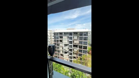 Hedges Park Condominium Condominium For Sale at S$ 1,000,000 | PropertyGuru Singapore