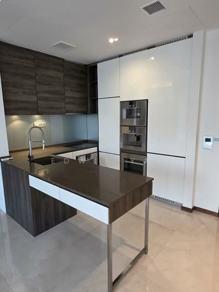 The Scotts Tower, 38 Scotts Road, 1 Bedroom, 657 sqft, Condominium For Rent, by Edwin Yap, 500086589 - Kitchen - PropertyGuru.com.sg