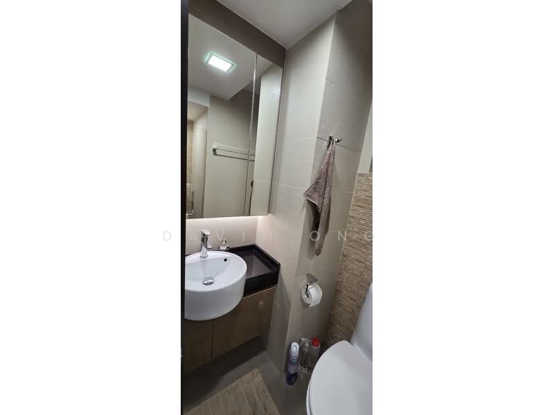 Laguna Green, 20 Jalan Hajijah, 3 Bedrooms, 1,152 sqft, Condominium For Sale, by David Ong, 500086596 - Bathroom - PropertyGuru.com.sg