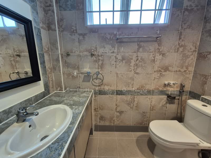Dunman Lane, , 5 Bedrooms, 3,400 sqft, Semi-Detached House For Rent, by Esther Ong, 500086600 - Bathroom - PropertyGuru.com.sg