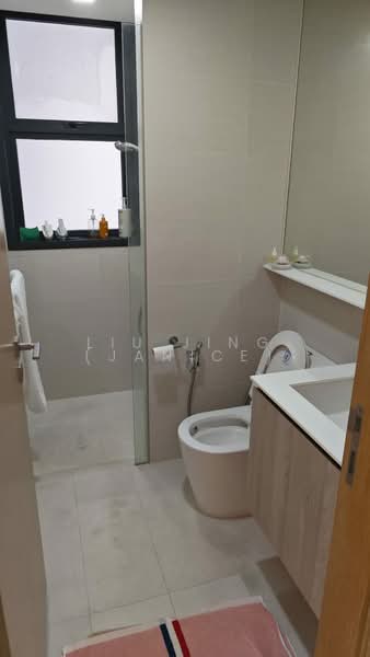 Westwood Residences EC Condominium For Sale at S$ 1,200,000 | PropertyGuru Singapore - Bathroom