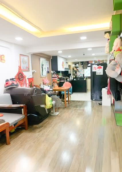 36 Chai Chee Avenue HDB Flat For Sale at S$ 380,000 | PropertyGuru Singapore - Living Room