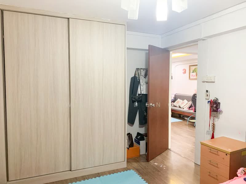 36 Chai Chee Avenue HDB Flat For Sale at S$ 380,000 | PropertyGuru Singapore - Master Bedroom