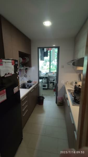 Carabelle, 55 West Coast Way, 3 Bedrooms, 1,302 sqft, Condominium For Rent, by Liu Jing (Janice), 500086634 - Kitchen - PropertyGuru.com.sg