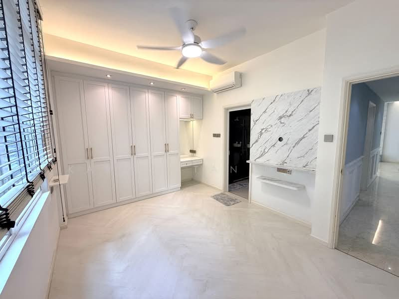 Parc Oasis, 37 Jurong East Avenue 1, 3 Bedrooms, 1,227 sqft, Condominium For Rent, by Kareen Tan 陳約廷, 500086636 - Bedroom - PropertyGuru.com.sg