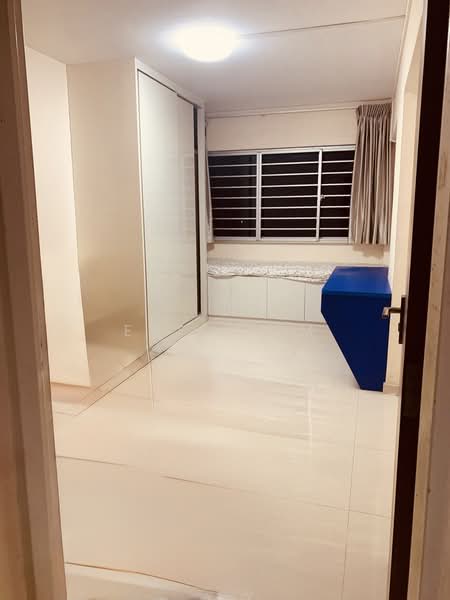 276 Bangkit Road HDB Flat For Sale at S$ 680,000 | PropertyGuru Singapore - Bedroom