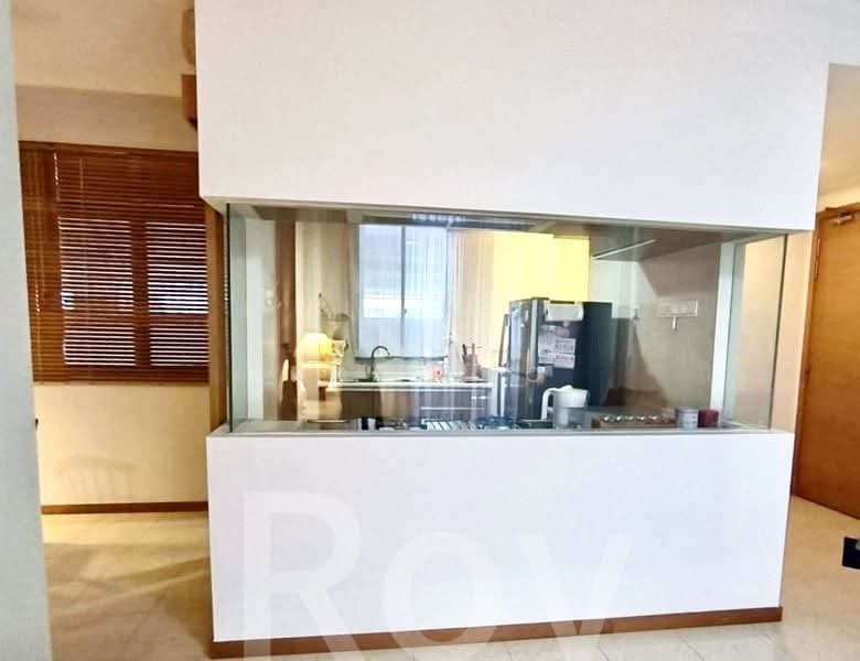 The Lakeshore, 31 Jurong West Street 41, 2 Bedrooms, 936 sqft, Condominium For Rent, by Roy Neo, 500086652 - Kitchen - PropertyGuru.com.sg