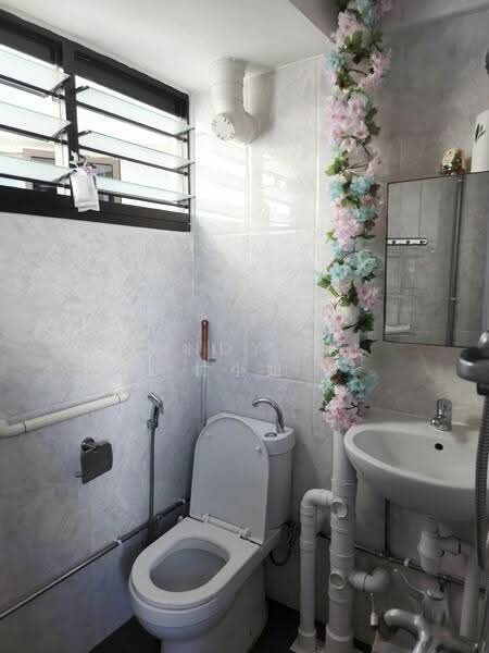 536 Bedok North Street 3, 536 Bedok North Street 3, Room Rental, 140 sqft, HDB Flat For Rent, by Cindy Fu 付小姐, 500086666 - Bathroom - PropertyGuru.com.sg